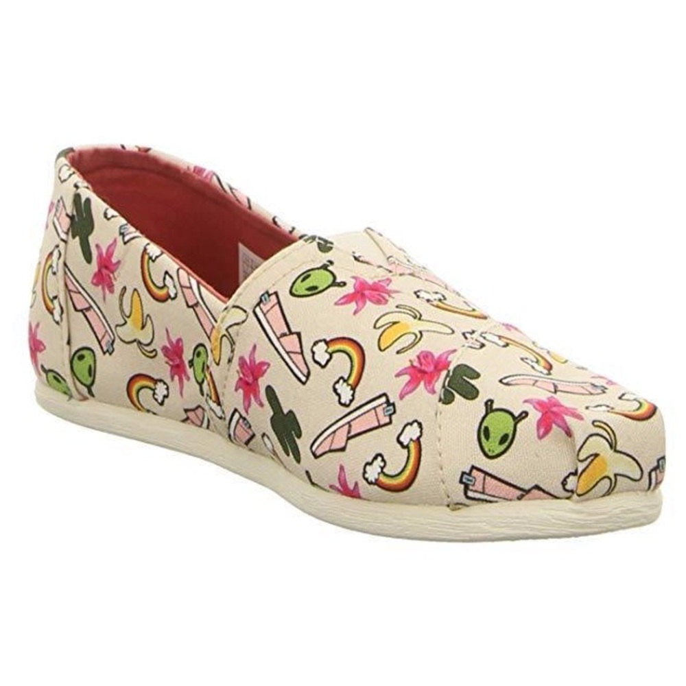 TOMS Women’s Classic Birch Multi Rainbow Slip-On Flats (8)